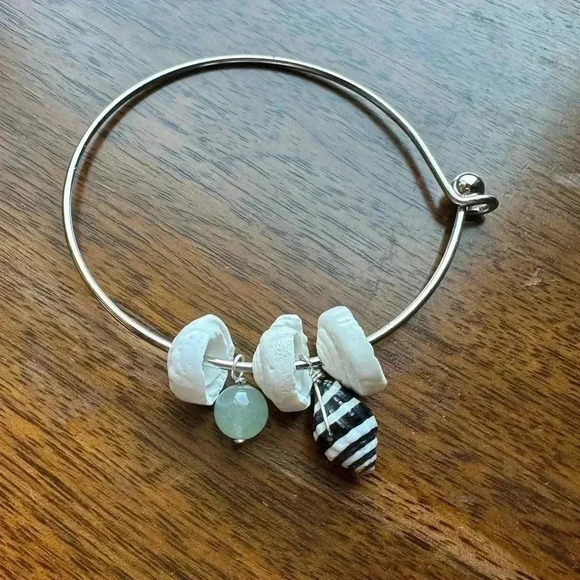 Hawaii Shells and Sea glass bead on Silver Bangle Bracelet - Picture 1 of 3